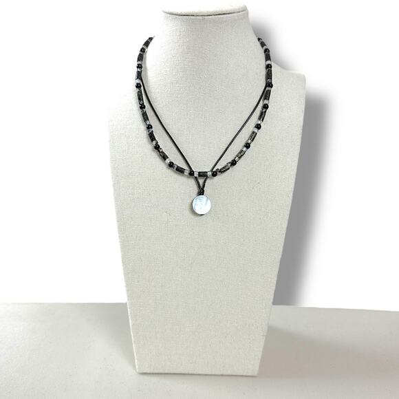 Free People Dora Layer Necklace in Black Bohemian Beach Layered Hippie 70s NWT - Picture 3 of 7